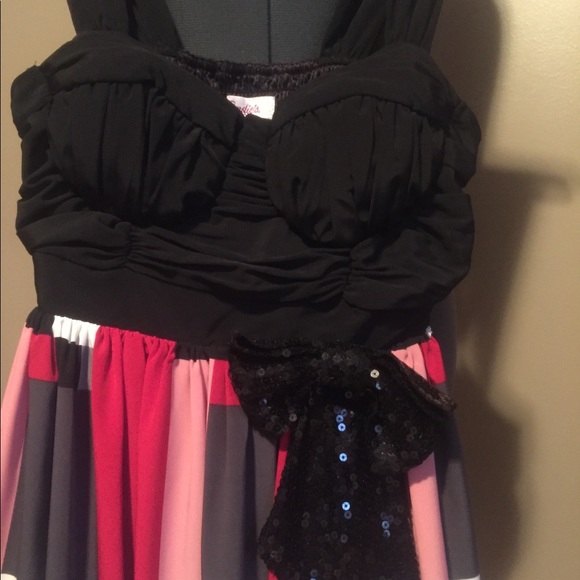❤️ 2 items for $10! Candie’s Dress Small - Picture 3 of 4